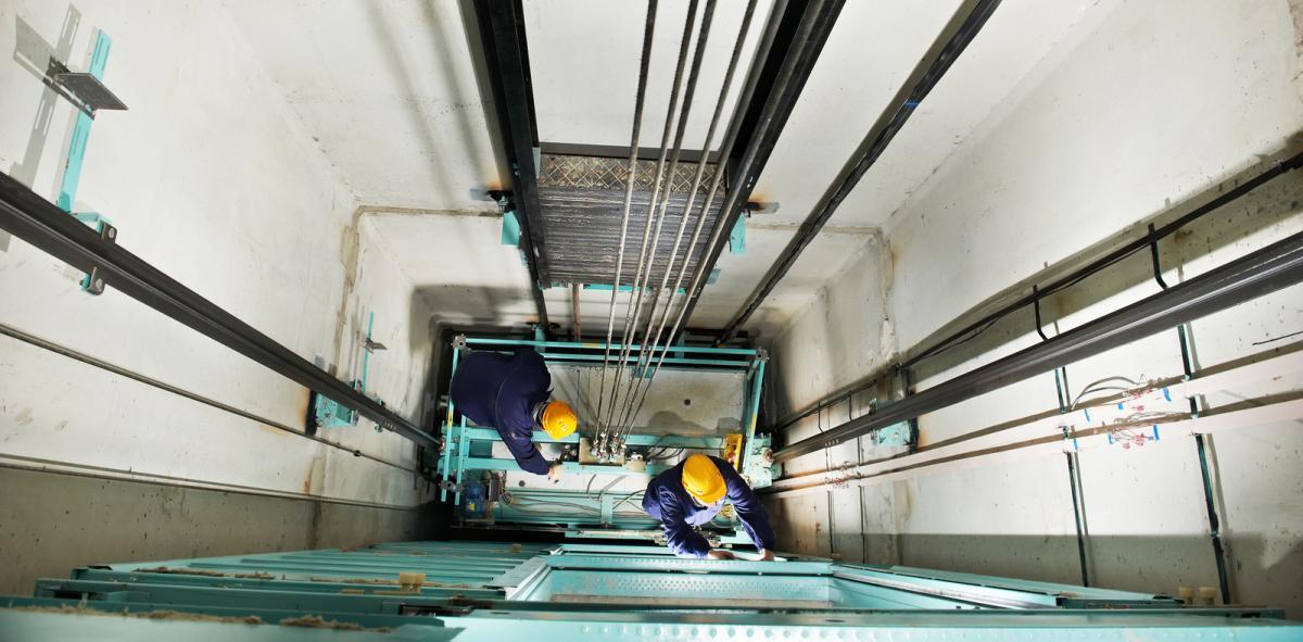 commercial elevator workers AVS elevator commercial elevator workers AVS elevator